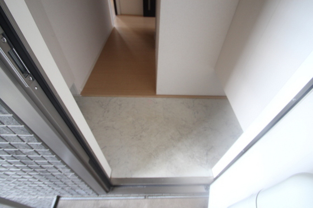 (8/27) 玄関 (8/27) 玄関