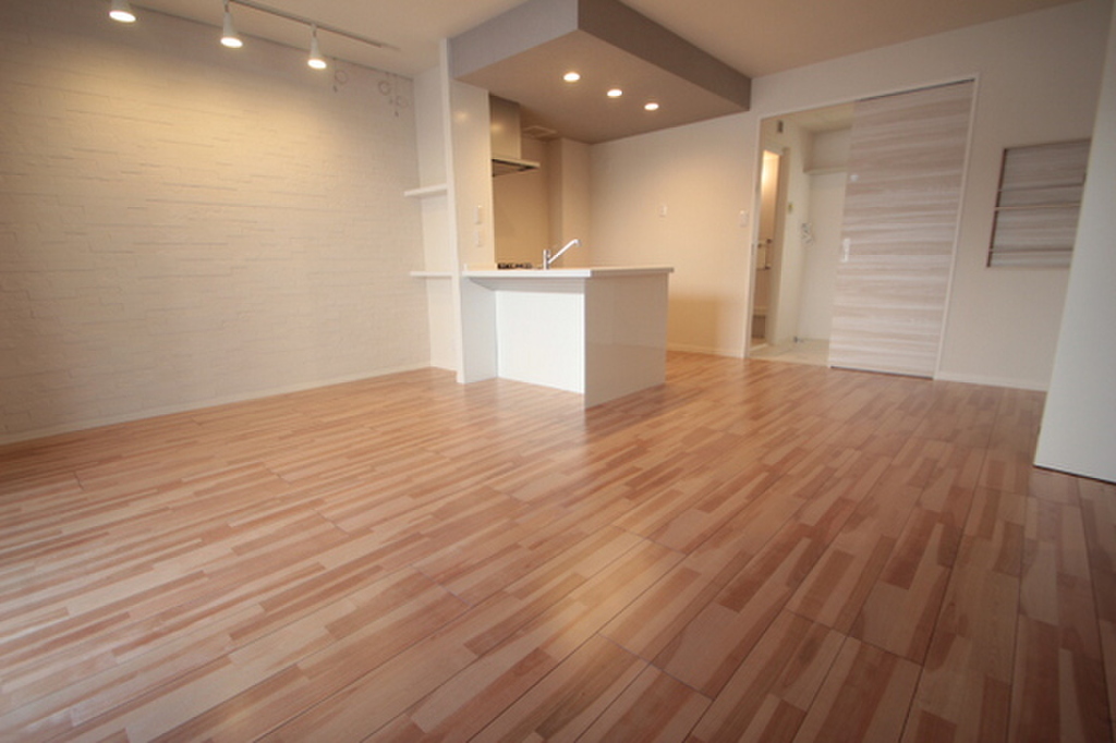 (2/24) 居室・リビング (2/24) 居室・リビング