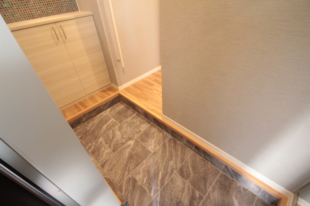 (9/24) 玄関 (9/24) 玄関