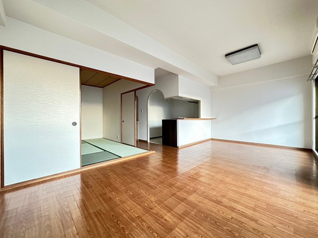 (5/23) 居室・リビング (5/23) 居室・リビング