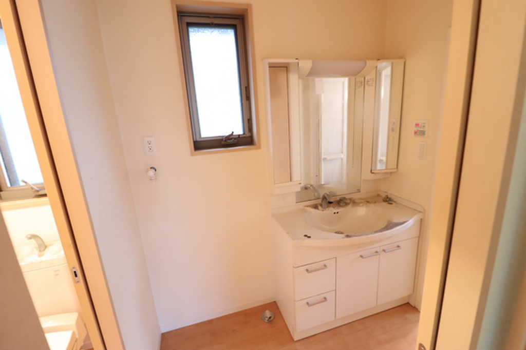 (6/18) 洗面所 (6/18) 洗面所