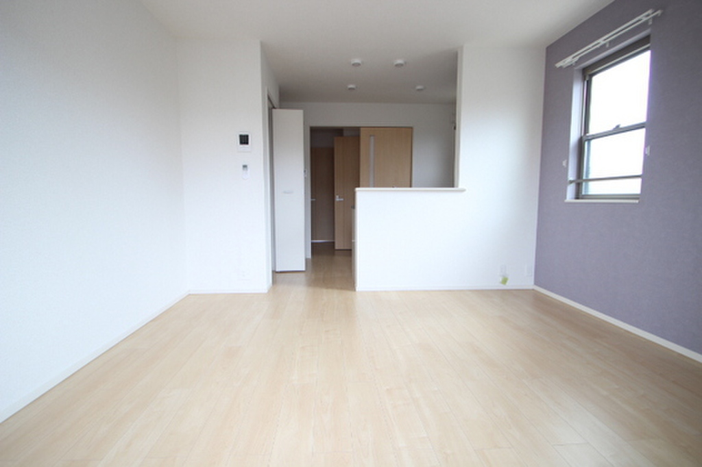 (2/24) 居室・リビング (2/24) 居室・リビング