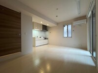 シャルマン吉島