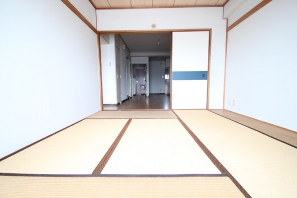 (2/26) ※別部屋の写真です (2/26) ※別部屋の写真です