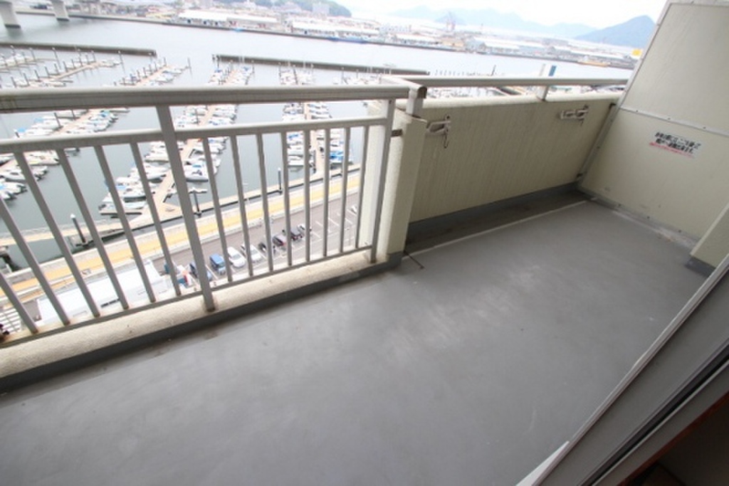 (9/28) バルコニー (9/28) バルコニー