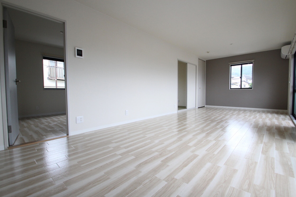 (2/22) 居室・リビング (2/22) 居室・リビング