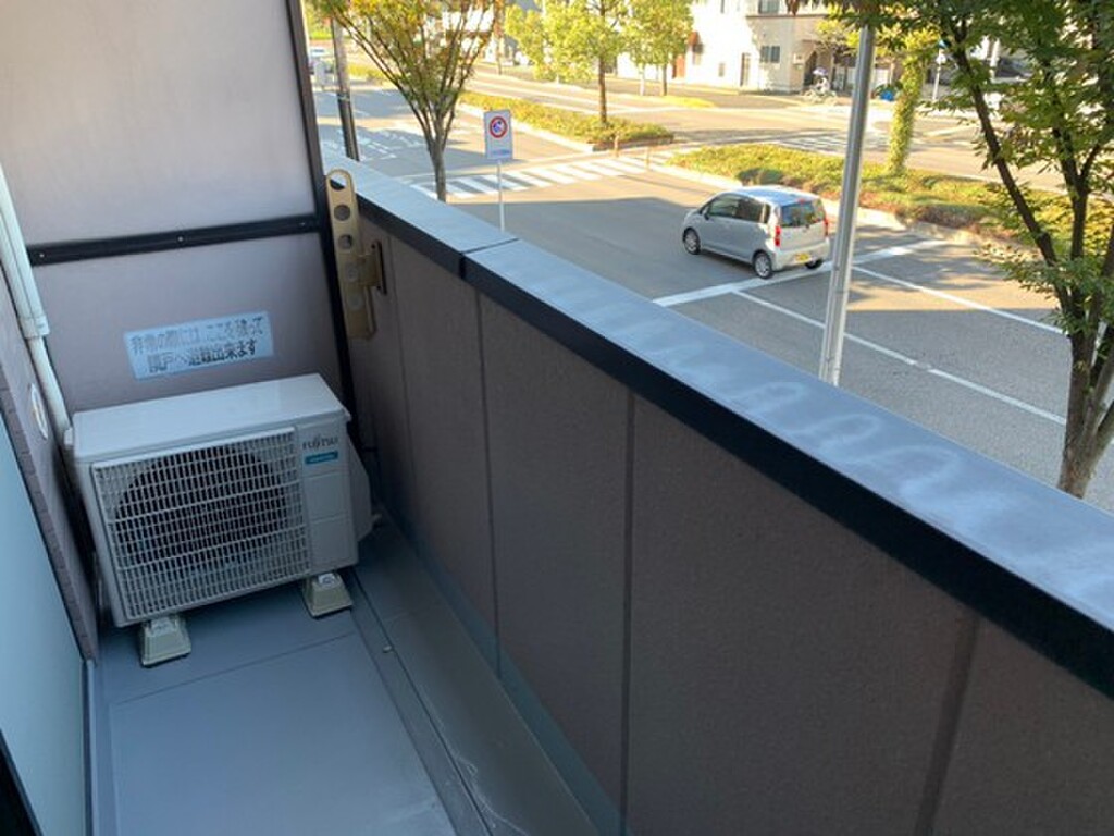 (8/23) バルコニー (8/23) バルコニー