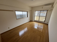 オーランド富田町