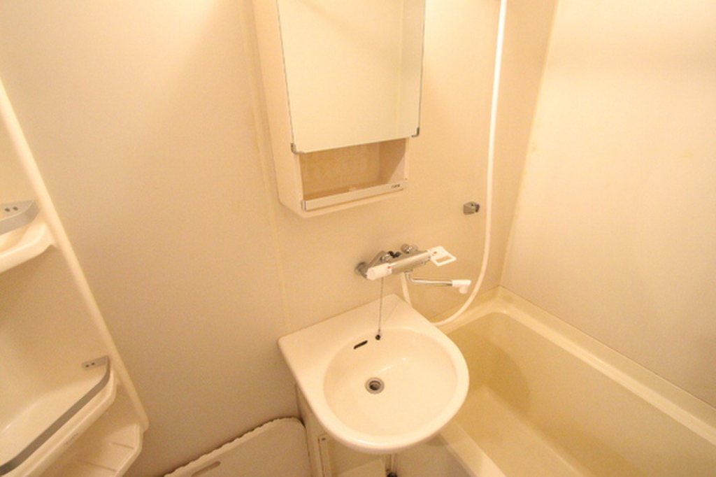 (4/15) ※他号室の写真です。