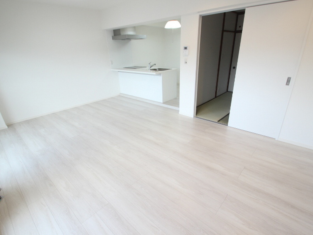 (2/23) 居室・リビング (2/23) 居室・リビング