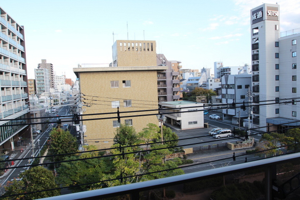 (4/18) ※写真は401号室 (4/18) ※写真は401号室