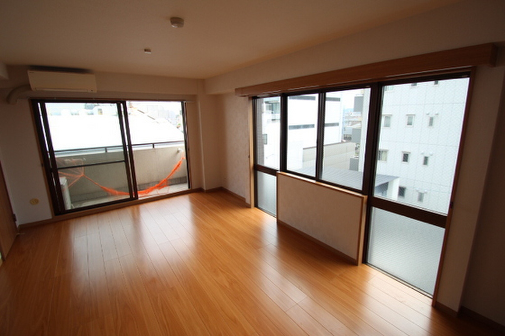 (15/20) 居室・リビング (15/20) 居室・リビング