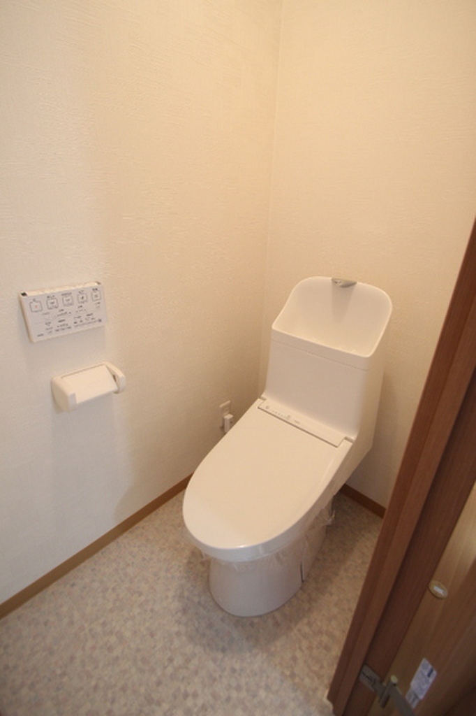 (5/20) トイレ (5/20) トイレ