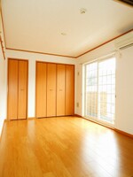 ソレイユ2番館