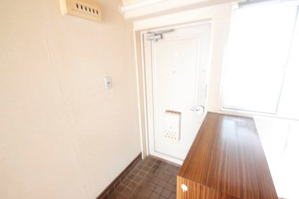 (9/22) 玄関 (9/22) 玄関