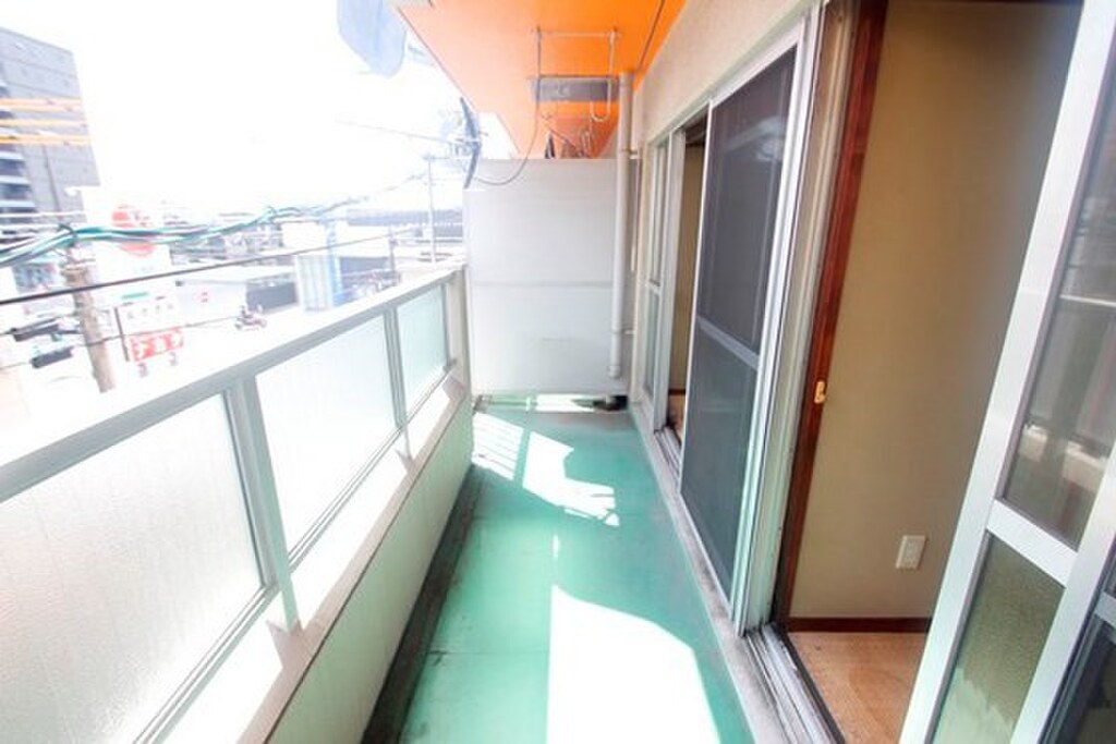 (10/22) バルコニー (10/22) バルコニー