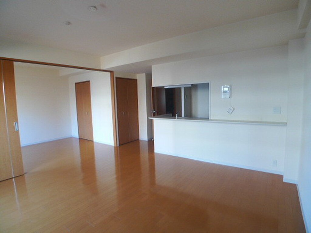 (2/15) 居室・リビング (2/15) 居室・リビング