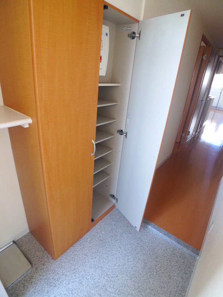 (9/15) 玄関 (9/15) 玄関