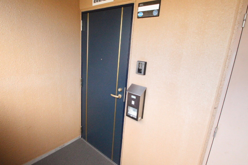 (19/25) 玄関 (19/25) 玄関