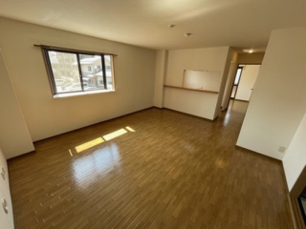 (2/24) 居室・リビング (2/24) 居室・リビング