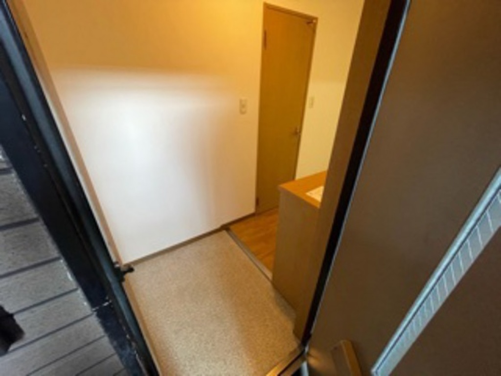 (9/24) 玄関 (9/24) 玄関