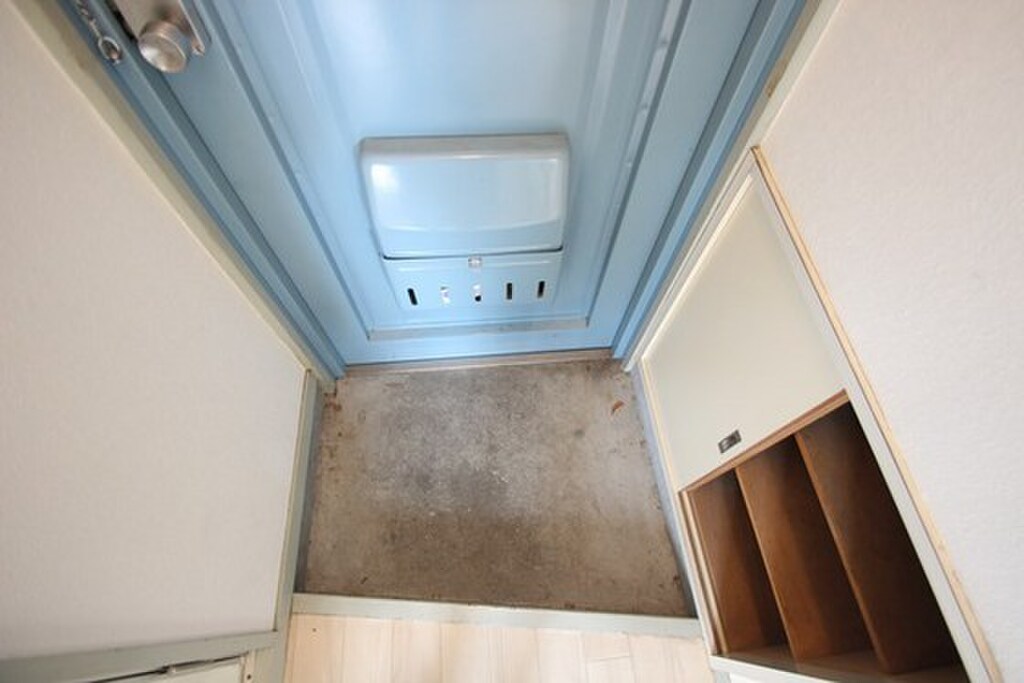 (9/22) 玄関 (9/22) 玄関