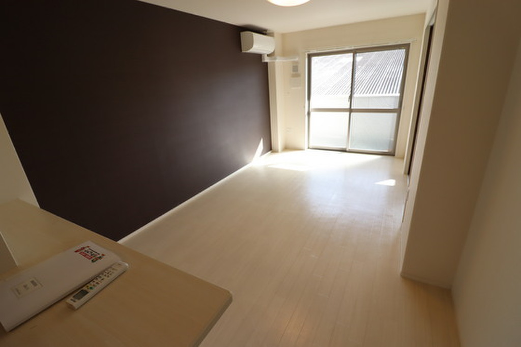 (16/28) ※別部屋の写真です