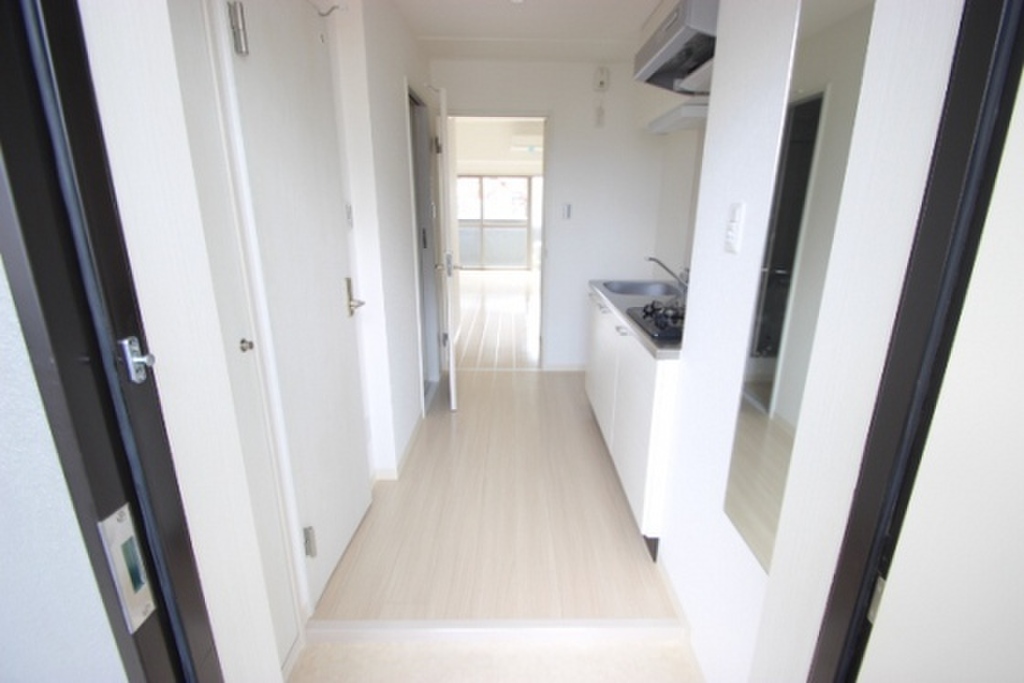 (12/23) 玄関 (12/23) 玄関