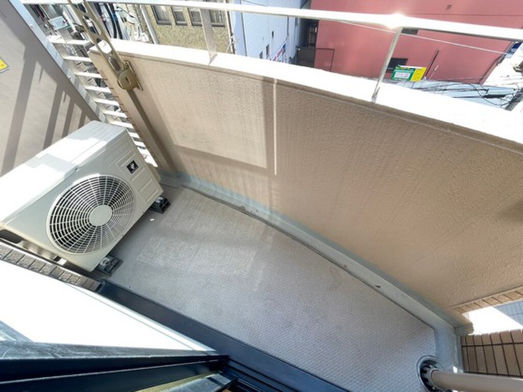 (14/31) バルコニー