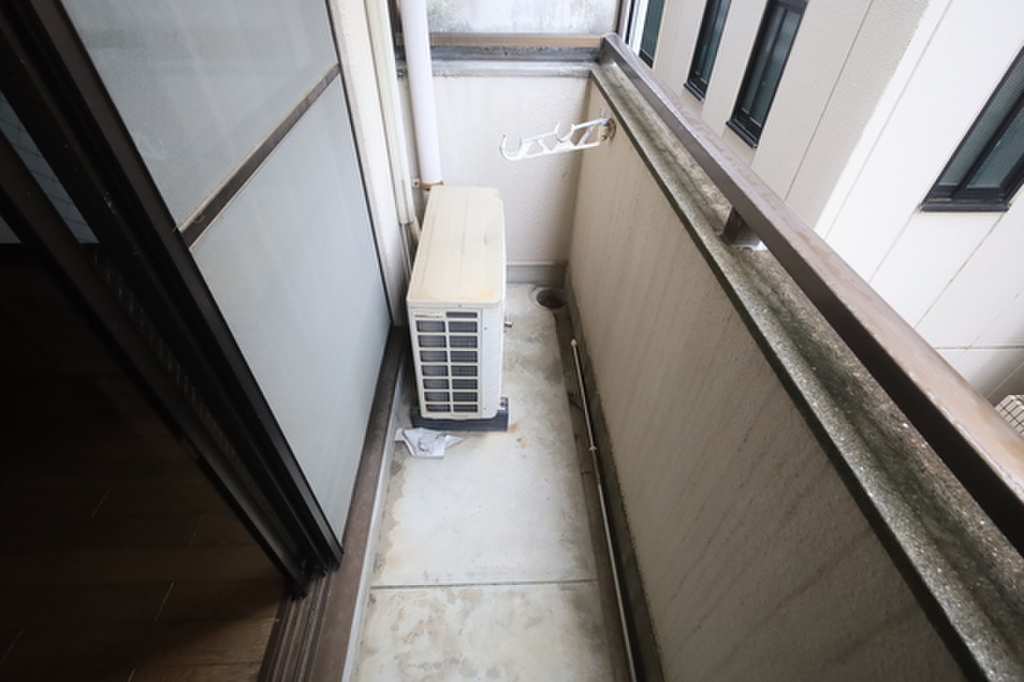 (12/19) バルコニー (12/19) バルコニー