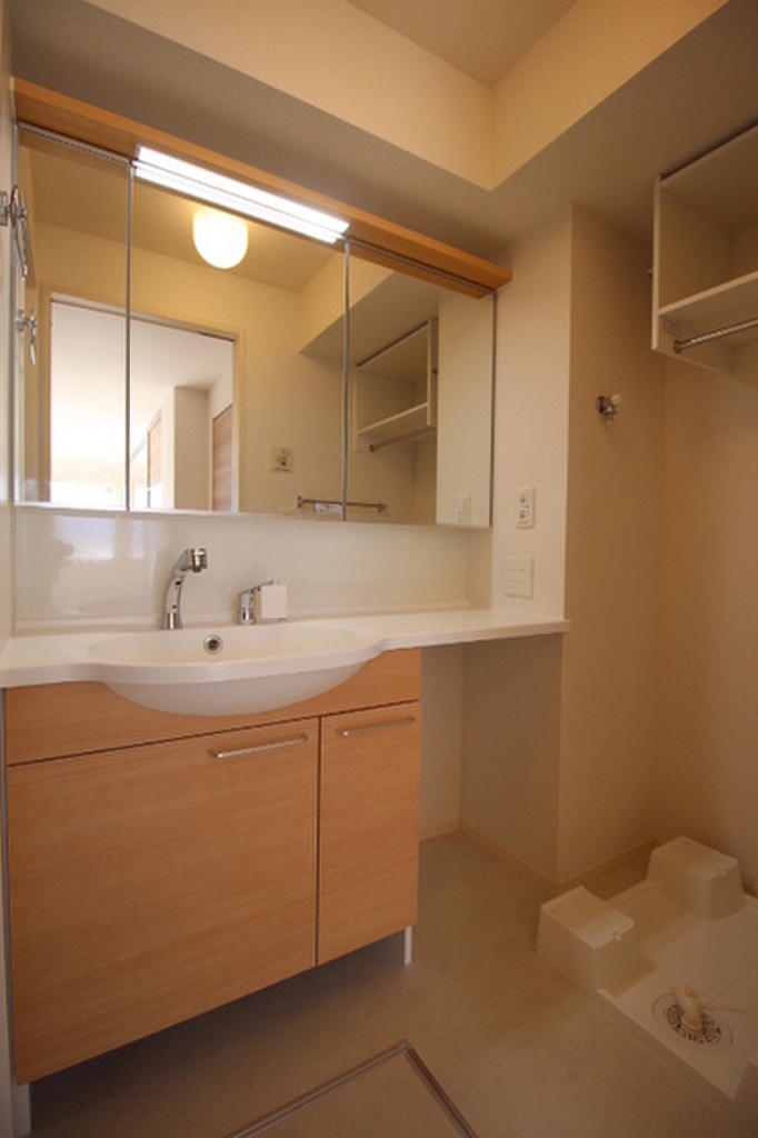 (8/22) 洗面所 (8/22) 洗面所