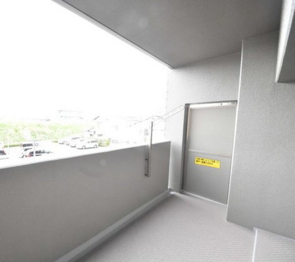 (13/22) バルコニー (13/22) バルコニー