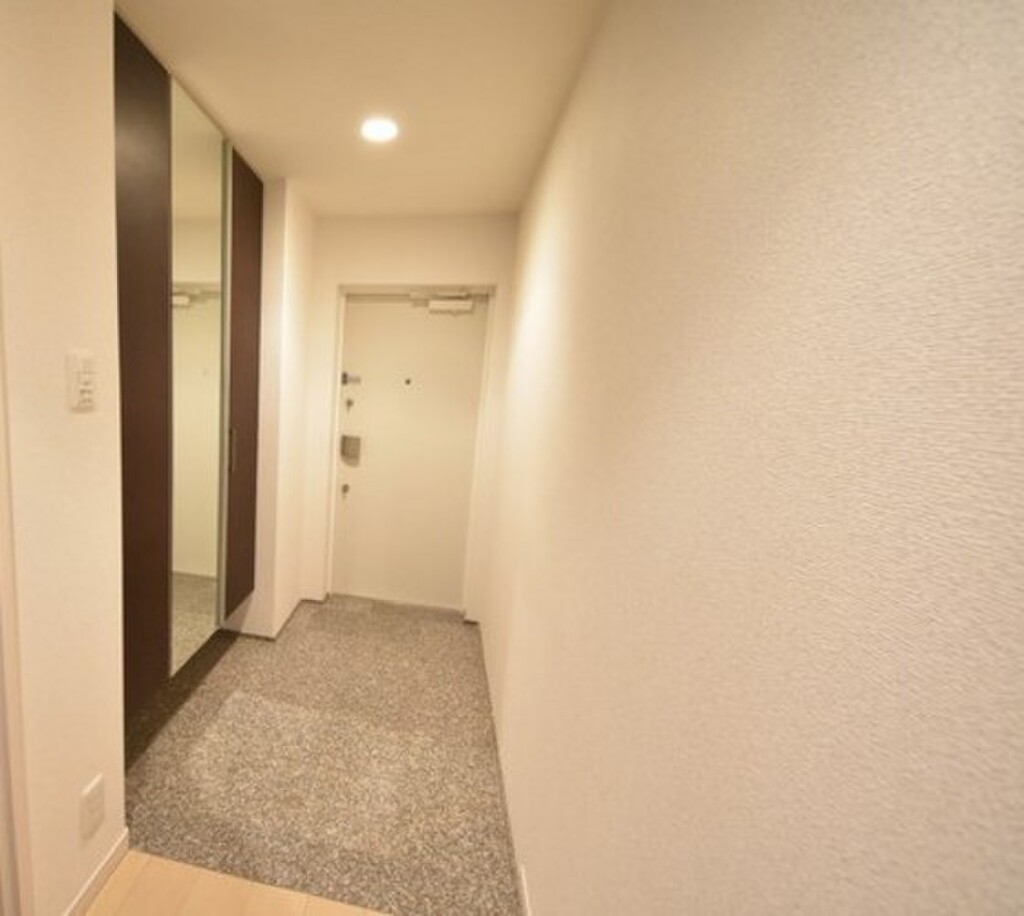 (5/24) 玄関 (5/24) 玄関