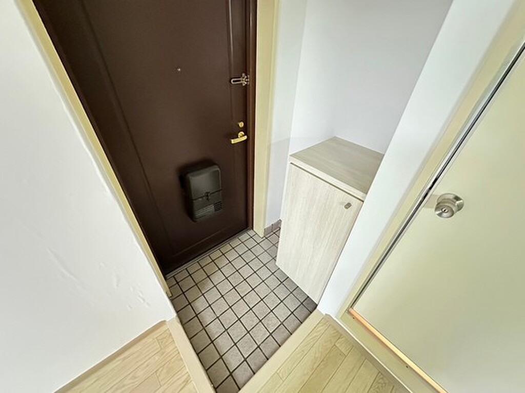 (10/24) 玄関 (10/24) 玄関