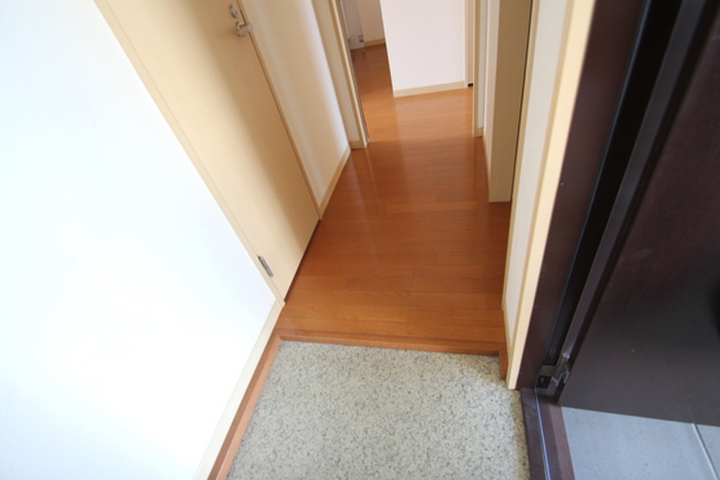 (9/21) 玄関 (9/21) 玄関