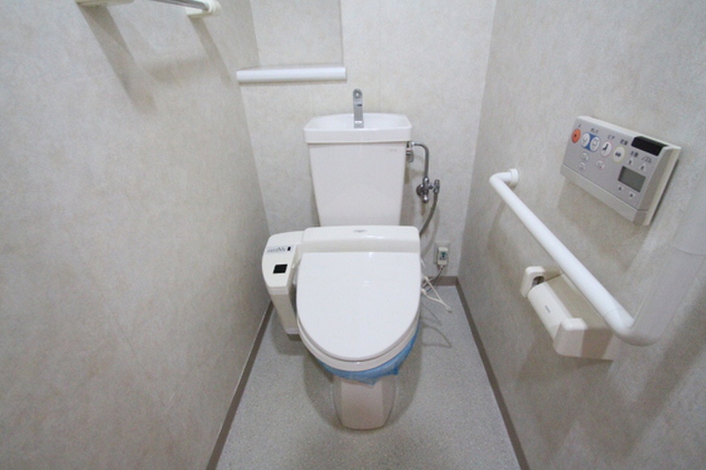 (5/18) トイレ (5/18) トイレ