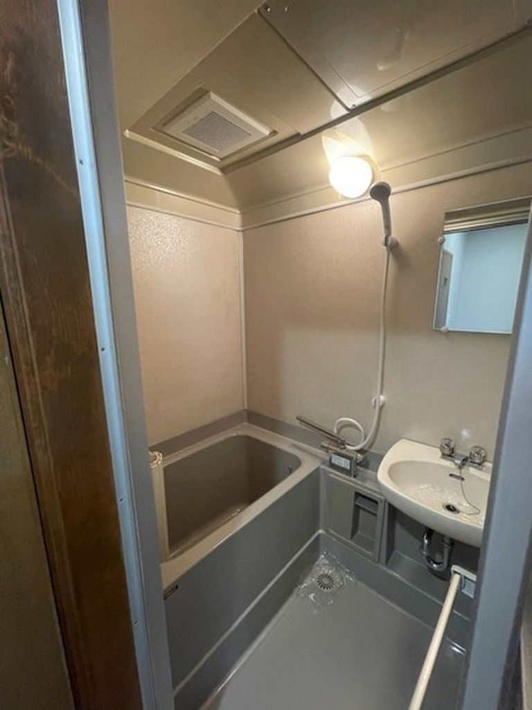 (4/16) ※他号室の写真です (4/16) ※他号室の写真です