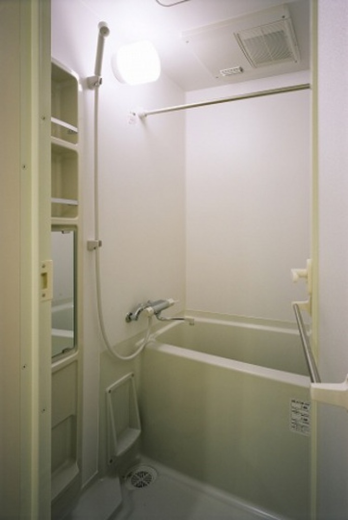 (4/16) バス (4/16) バス