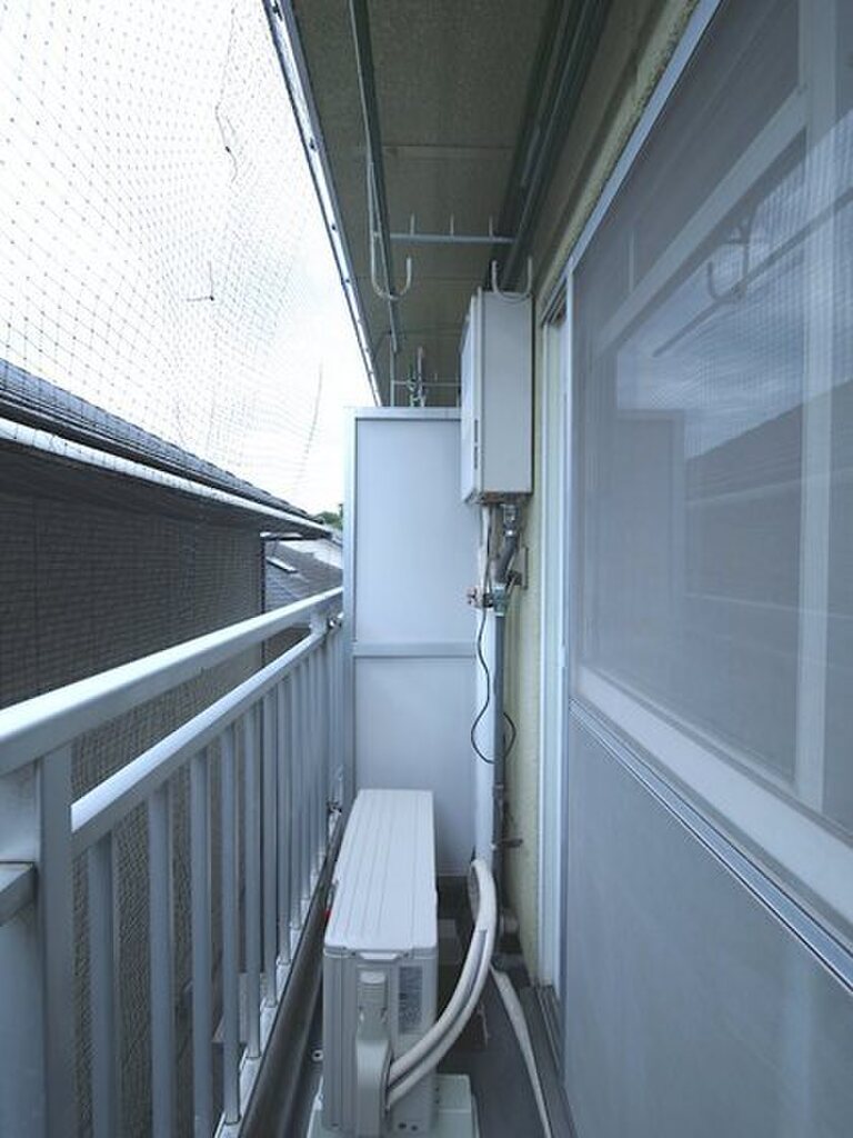 (12/18) バルコニー (12/18) バルコニー