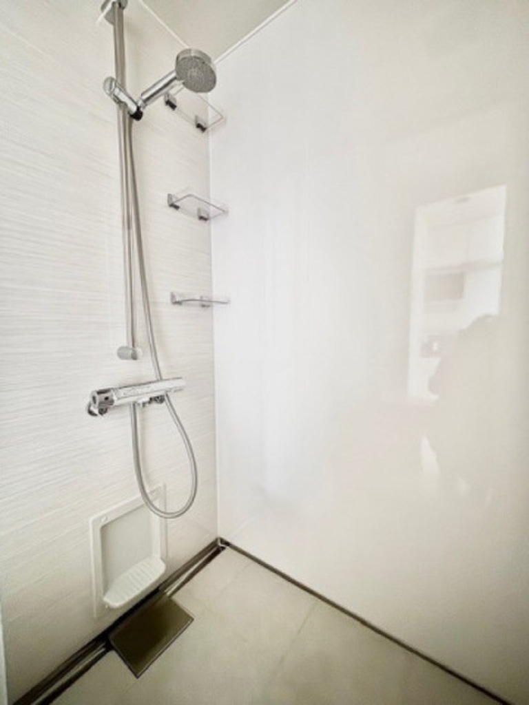 (17/25) バス (17/25) バス