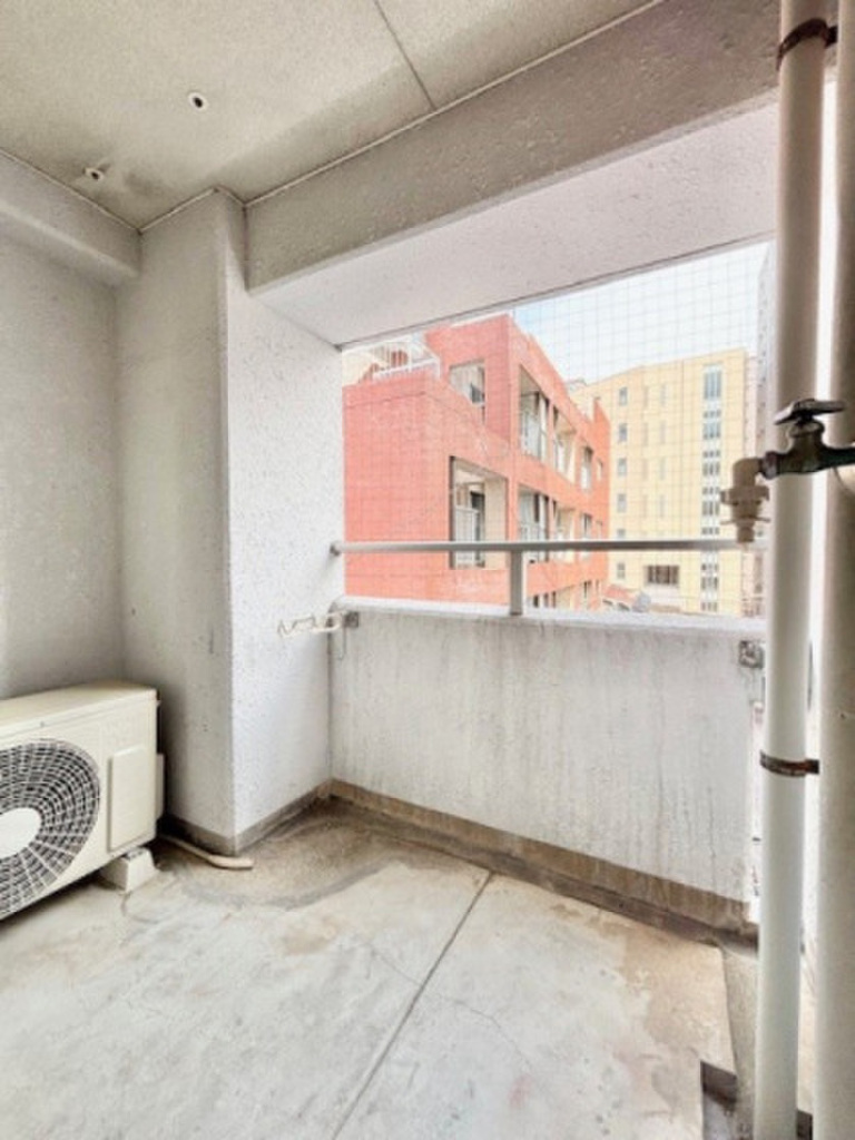 (8/25) バルコニー (8/25) バルコニー