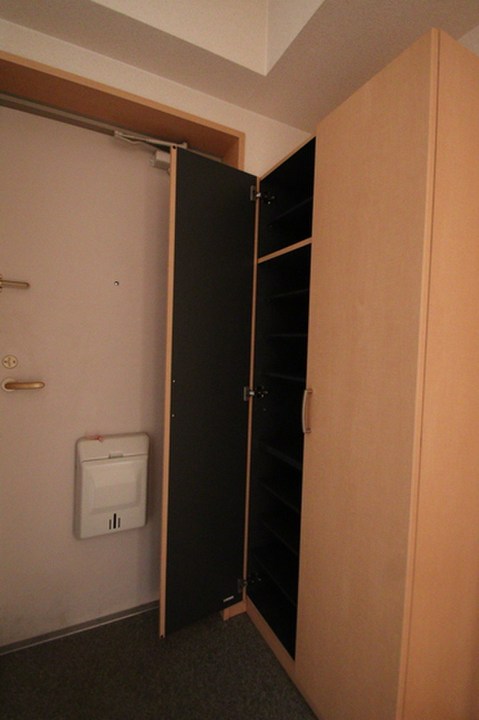 (16/22) 玄関 (16/22) 玄関