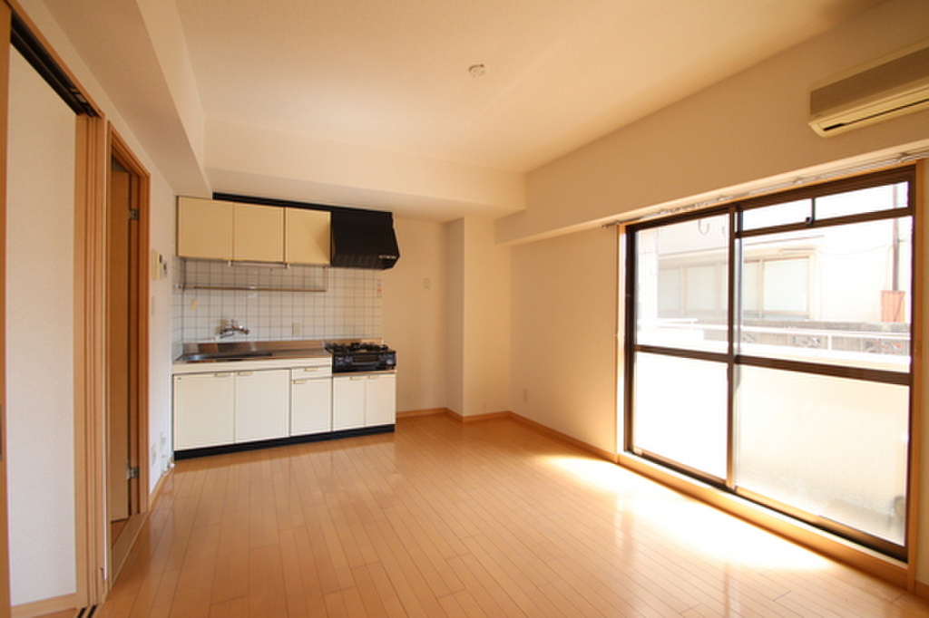 (2/22) 居室・リビング (2/22) 居室・リビング