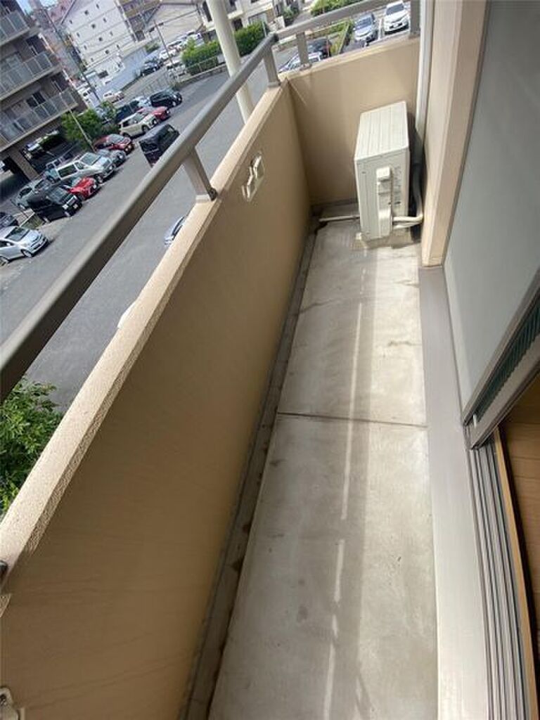 (10/23) バルコニー