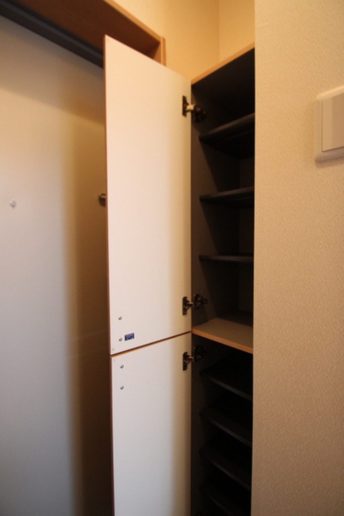 (8/15) 他号室のお写真です (8/15) 他号室のお写真です