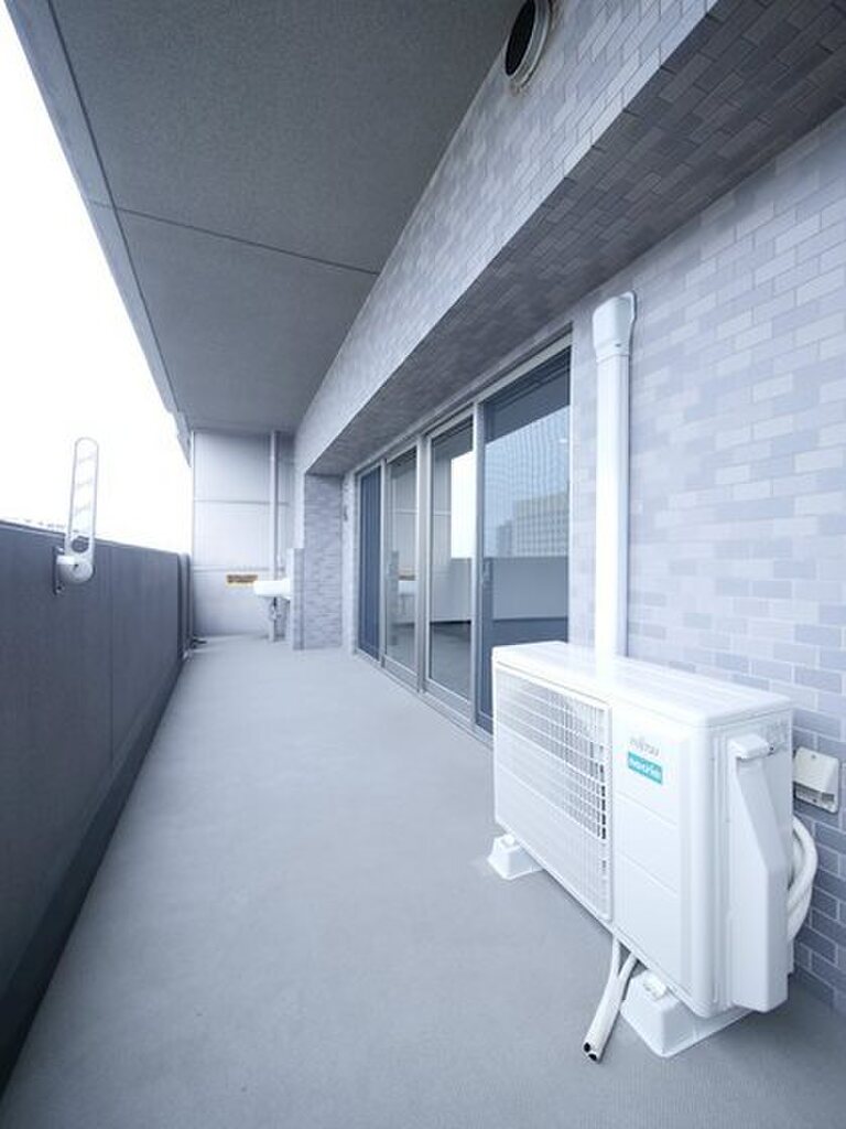 (12/16) バルコニー