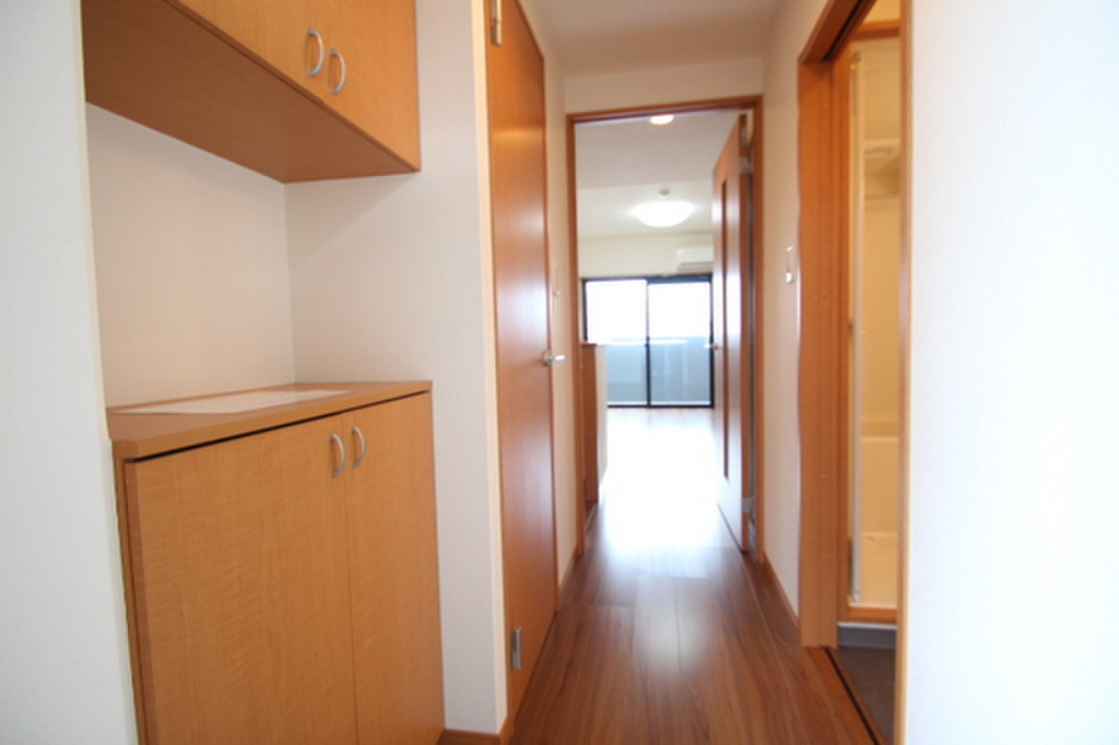 (9/20) 玄関 (9/20) 玄関