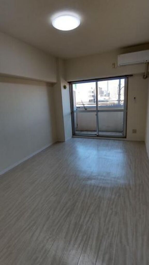 (2/16) 居室・リビング (2/16) 居室・リビング