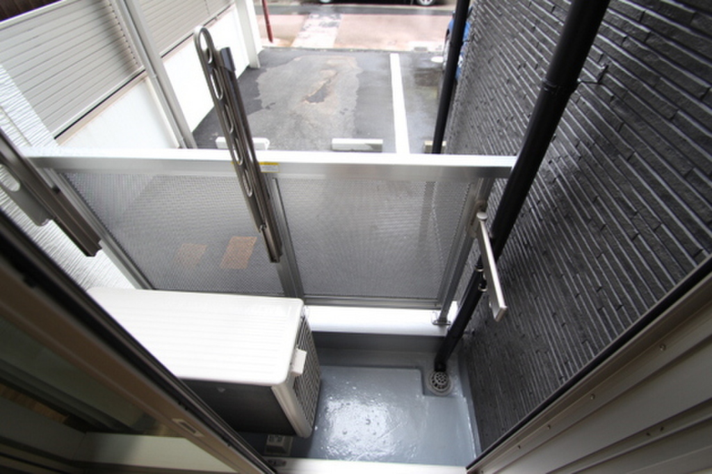 (8/21) バルコニー (8/21) バルコニー