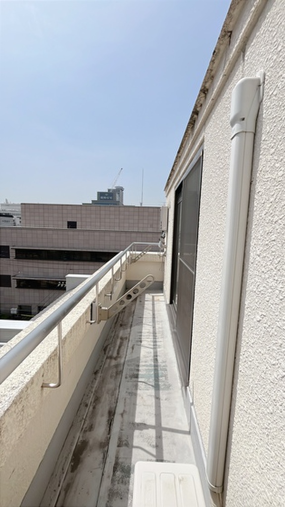 (9/25) バルコニー